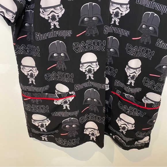 Star Wars Women’s Cherokee Scrub Top Tooniforms V-Neck Size Medium- Like New - Picture 4 of 5